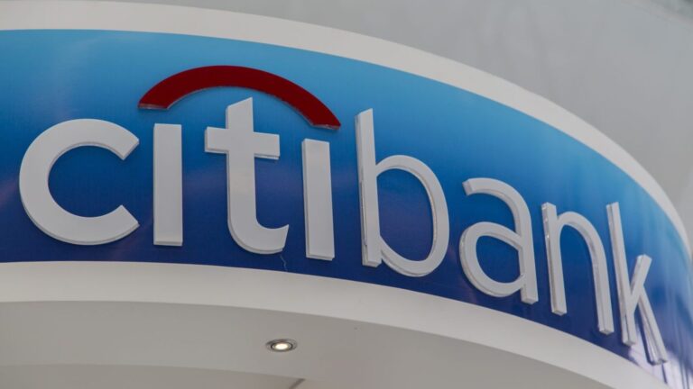 Citi Strata Elite: 80K Bonus, $595 Fee, Perks Unveiled