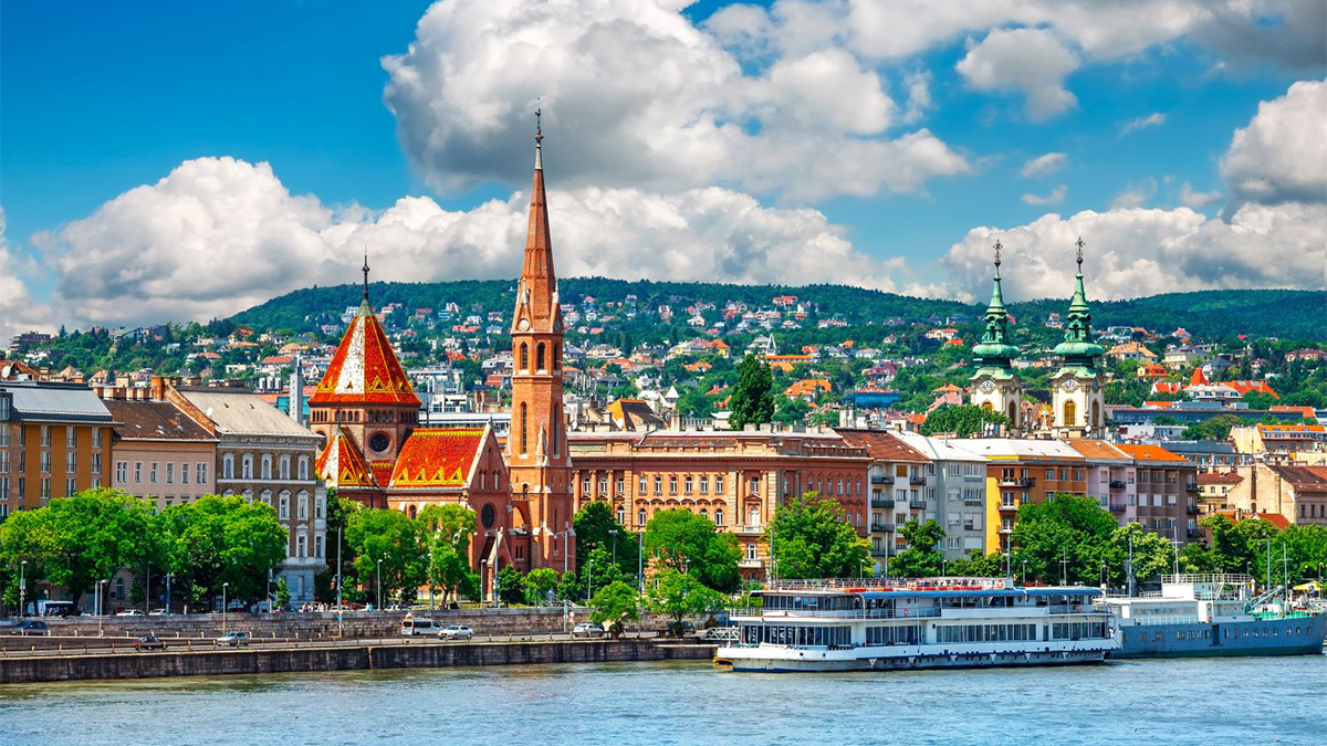 American Airlines Expands to Europe and South America in 2026